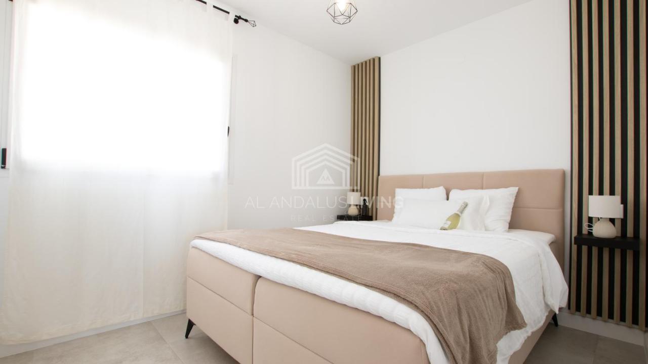 Apartament Panoramic Sea Views And Direct Access To The Beach From The Community In Torrenueva Malaga Zewnętrze zdjęcie